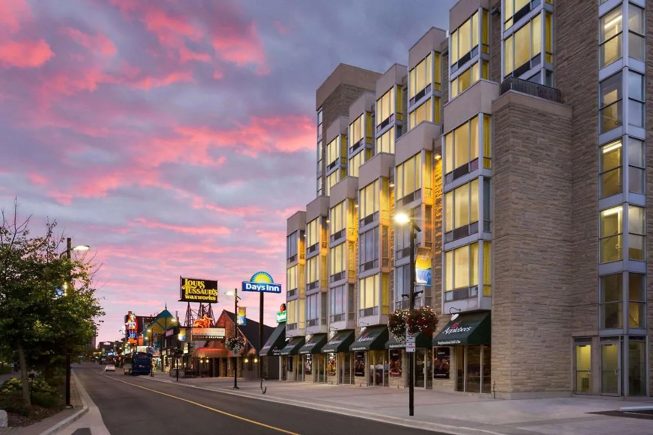 The Falls Hotel & Inn Niagara Falls
