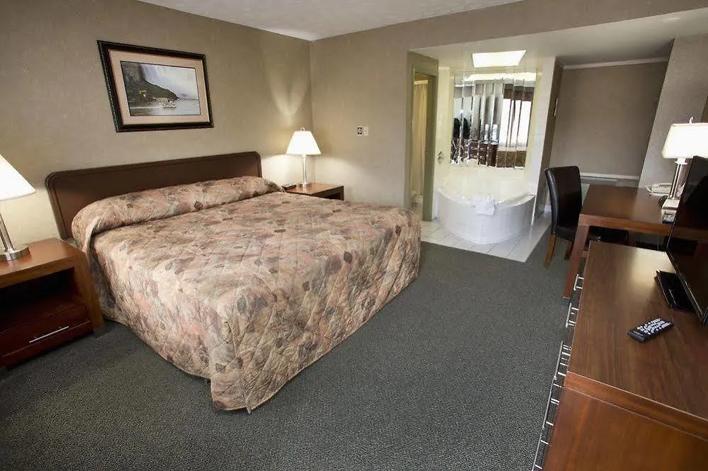 The Falls Hotel & Inn Niagara Falls 3*,  Canada