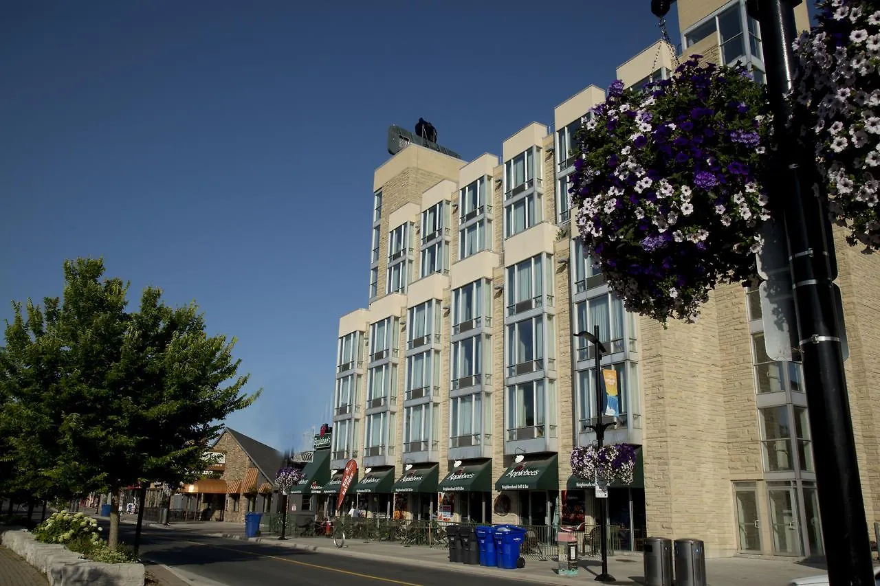 The Falls Hotel & Inn Niagara Falls